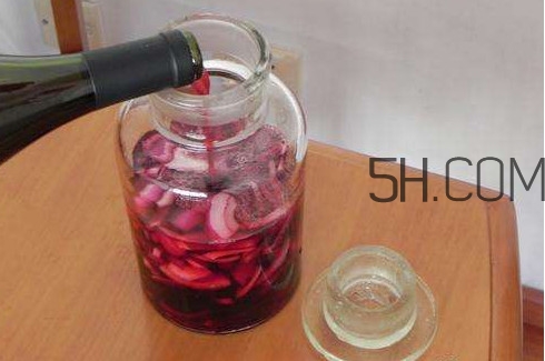 葡萄酒泡洋蔥怎么做？葡萄酒泡洋蔥的功效與作用