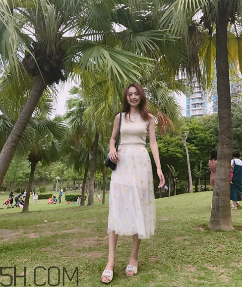 歐時(shí)力衣服尺碼偏大嗎？歐時(shí)力衣服可以退嗎？