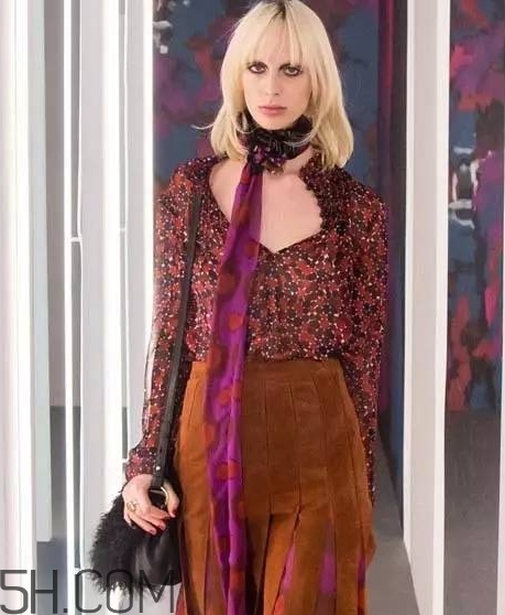 焦糖色是什么顏色？焦糖色是冷色還是暖色