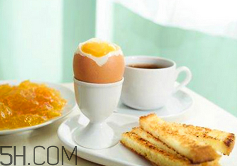 秋天吃什么蔬菜比較好？秋天喝蜂蜜的注意事項(xiàng)