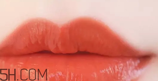 愛茉莉愛心唇釉哪個(gè)顏色好看？愛茉莉愛心唇釉顏色推薦