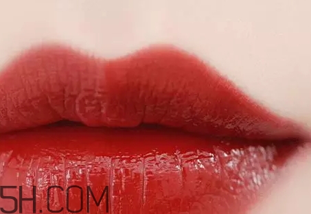 愛茉莉愛心唇釉哪個(gè)顏色好看？愛茉莉愛心唇釉顏色推薦