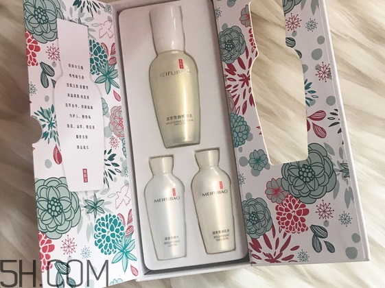 美膚寶小玉瓶多少錢_美膚寶小玉瓶專柜價(jià)格 美膚寶小玉瓶多少錢_美膚寶小玉瓶專柜價(jià)格