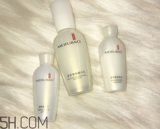 美膚寶小玉瓶多少錢_美膚寶小玉瓶專柜價(jià)格 美膚寶小玉瓶多少錢_美膚寶小玉瓶專柜價(jià)格