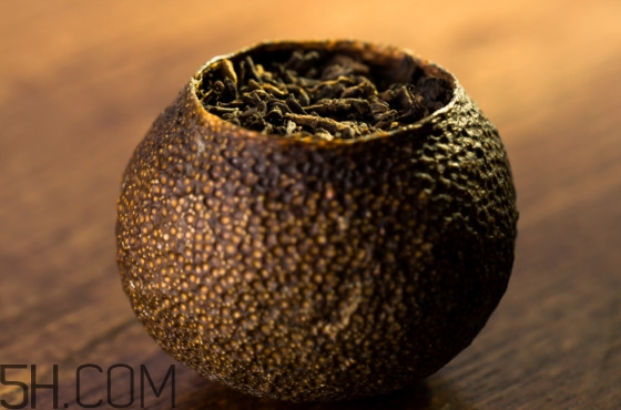 小青柑好喝嗎？小青柑有白霜是發(fā)霉了嗎