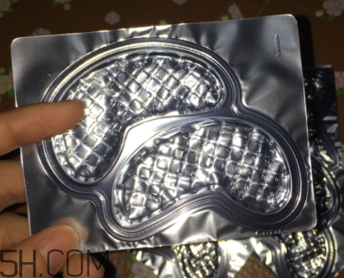 可貝爾燕窩特潤(rùn)修護(hù)眼紋消眼貼膜多少錢？怎么樣？