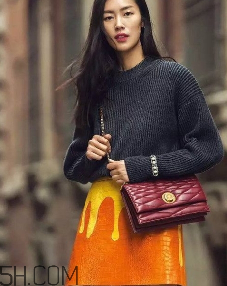 焦糖色適合什么膚色？焦糖色適合黃皮嗎