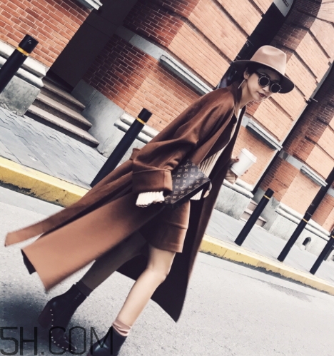 焦糖色適合什么年齡穿？焦糖色適合什么年齡