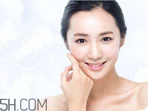 夢(mèng)妝淡斑調(diào)理水怎么樣？夢(mèng)妝淡斑調(diào)理水有效嗎？