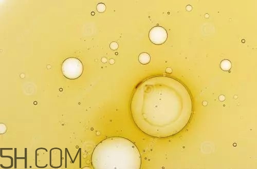 卸妝油怎么用正確且卸的干凈 卸妝油怎么用正確且卸的干凈