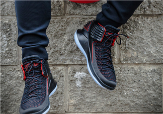 air jordan 32黑紅禁穿配色上腳效果怎么樣？