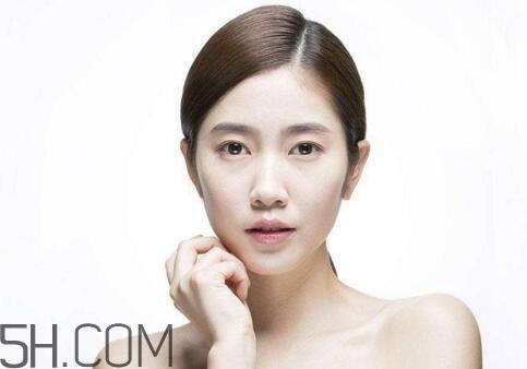 鼻頭粉刺不去除會導致毛孔變大嗎