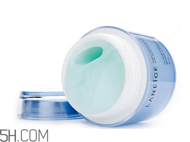 蘭芝護膚品怎么樣？蘭芝適合油性皮膚嗎？