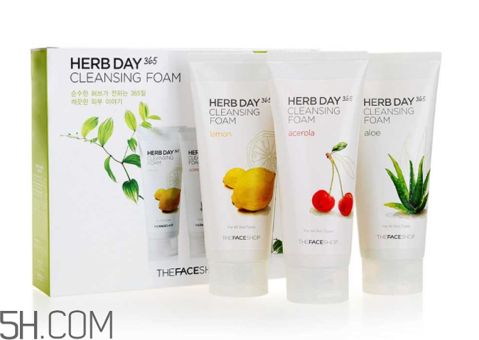 菲詩(shī)小鋪洗面奶是皂基嗎？菲詩(shī)小鋪洗面奶適合膚質(zhì)