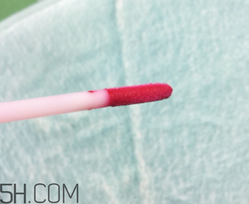 唯資絲絨啞光唇釉多少錢 唯資是什么品牌 唯資絲絨啞光唇釉多少錢 唯資是什么品牌