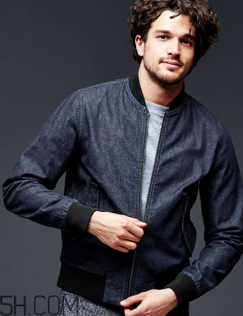 gap衣服貴嗎？gap衣服質(zhì)量怎么樣？