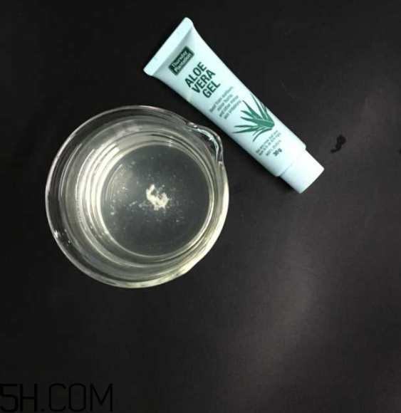 昭貴蘆薈凝膠汁怎么樣？昭貴蘆薈膠和完美蘆薈膠哪個好？