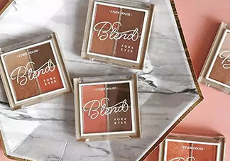 2017年秋冬妝容怎么畫？2017秋冬少女妝容畫法步驟