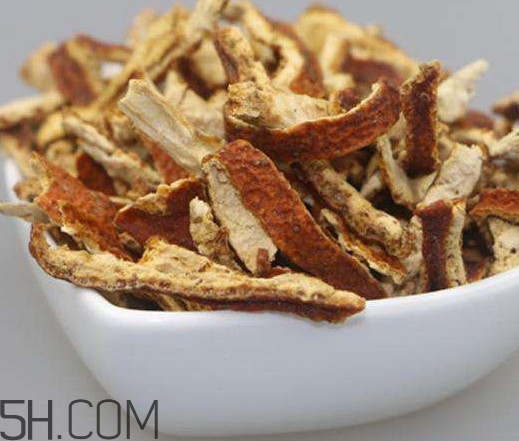 橘子皮有哪些作用？橘子皮等于陳皮嗎