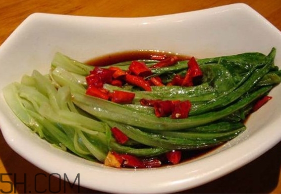 油麥菜不能和什么一起吃？油麥菜什么人不能吃