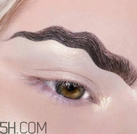 波浪眉怎么畫(huà)？波浪眉畫(huà)法步驟