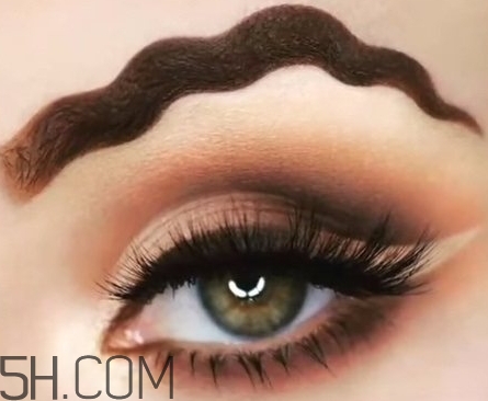 波浪眉怎么畫(huà)？波浪眉畫(huà)法步驟