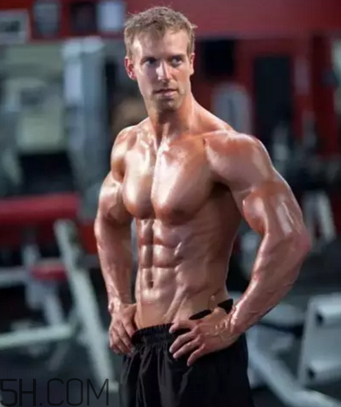 胸肌不對(duì)稱怎么辦？胸肌一邊大一邊小怎么調(diào)整？