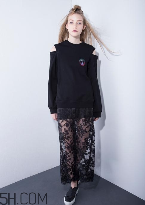 地素衣服適合什么人？地素衣服的質(zhì)量怎么樣？