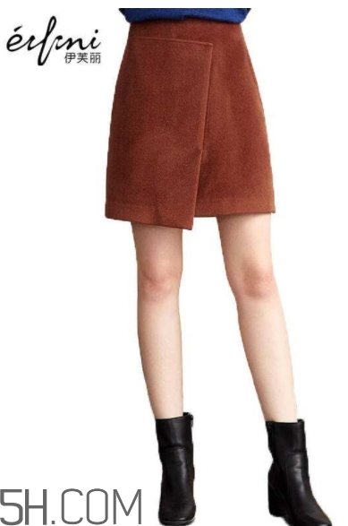 焦糖色裙子配什么襪子？焦糖色裙子配什么鞋子