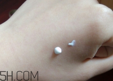 百雀羚防曬霜多少錢(qián)？百雀羚防曬霜價(jià)格