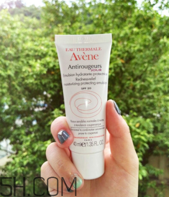 雅漾修紅隔離霜怎么樣？雅漾修紅隔離霜怎么用？