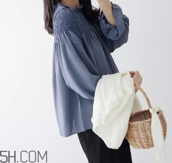 霧霾藍(lán)是什么顏色？霧霾藍(lán)搭什么顏色