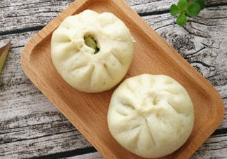 一個香菇青菜包的熱量大概是多少？一個香菇青菜包的熱量