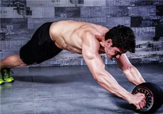 健腹輪會傷腰嗎？健腹輪可以天天練嗎？