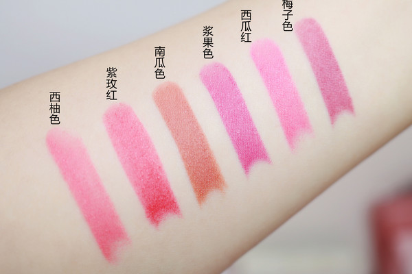 卡婷少女心機(jī)唇膏禮盒色號(hào)_試色圖 卡婷少女心機(jī)唇膏禮盒色號(hào)_試色圖