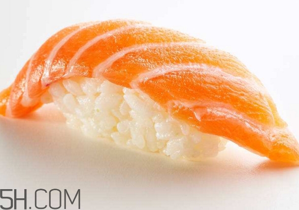 鮭魚是三文魚嗎？鮭魚的營養(yǎng)價(jià)值