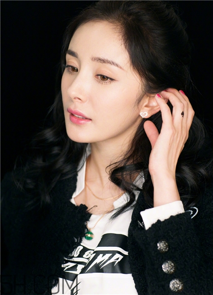 灰指甲會(huì)傳染給別人嗎？灰指甲會(huì)遺傳嗎？