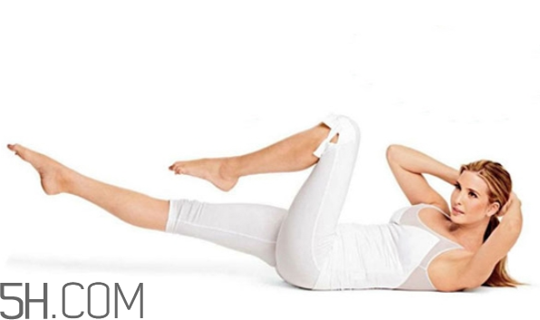 卷腹能減脂嗎？卷腹為什么脖子疼？