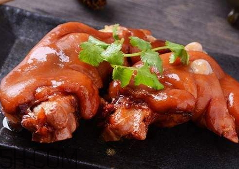 鹵豬蹄的熱量是多少 吃鹵豬蹄會(huì)胖嗎 鹵豬蹄的熱量是多少 吃鹵豬蹄會(huì)胖嗎