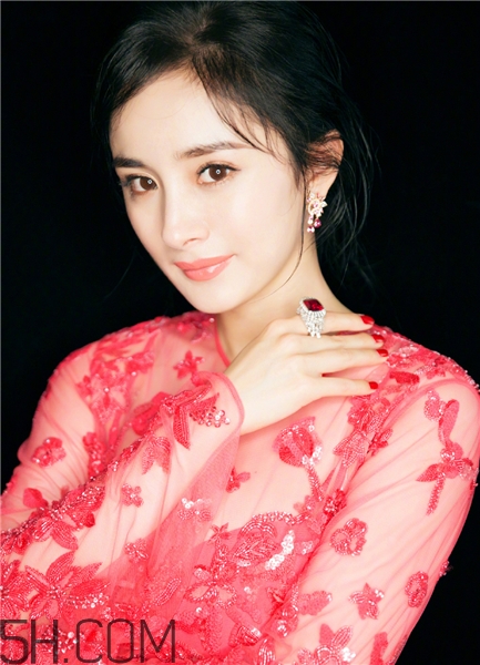 灰指甲能照顧嬰兒嗎？灰指甲能吃海鮮嗎？