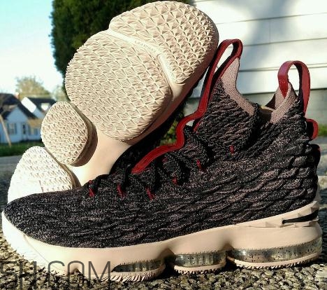 nike lebron 15 pride of ohio俄亥俄的驕傲什么時候發(fā)售？