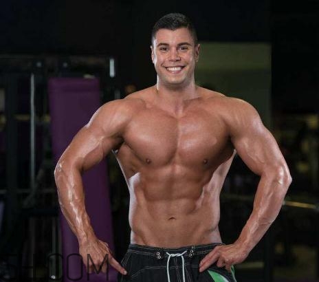 坐姿推胸能練下胸嗎？坐姿推胸和臥推哪個效果好？