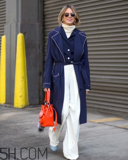 白色毛衣外套怎么搭配？白色毛衣配什么顏色外套？