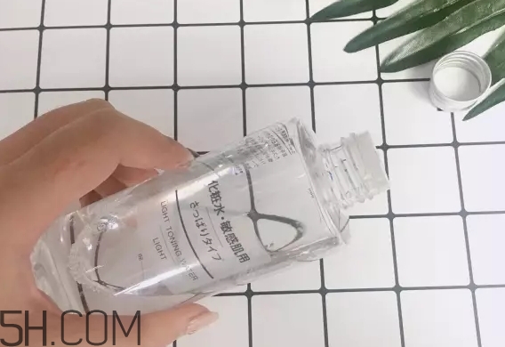 muji無印良品化妝水怎么用？無印良品化妝水使用心得