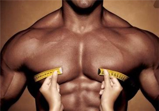 坐姿推胸多重合適？坐姿推胸怎么確定重量？