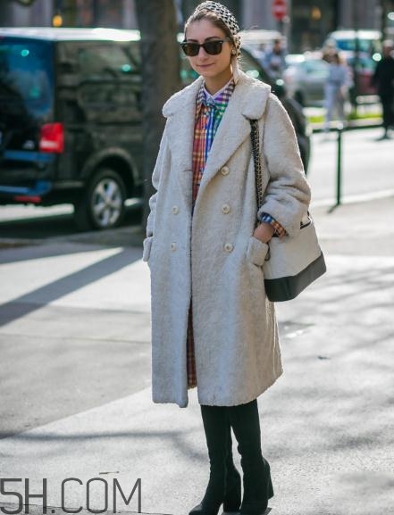 白色包包臟了怎么辦？白色包包臟了用什么洗？