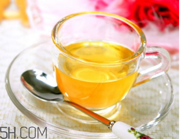 喝蜂蜜水能解酒嗎？蜂蜜吃多了會(huì)怎樣？