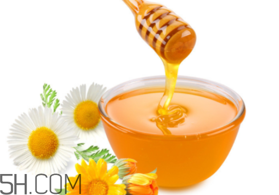 喝蜂蜜水能解酒嗎？蜂蜜吃多了會(huì)怎樣？