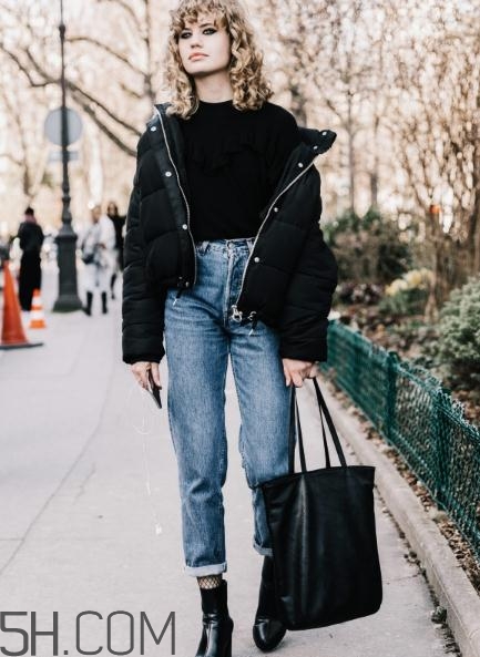 羽絨服配什么褲子好看？羽絨服搭配褲子圖片