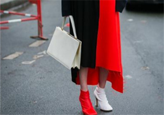 白色包包臟了怎么辦？白色包包臟了用什么洗？